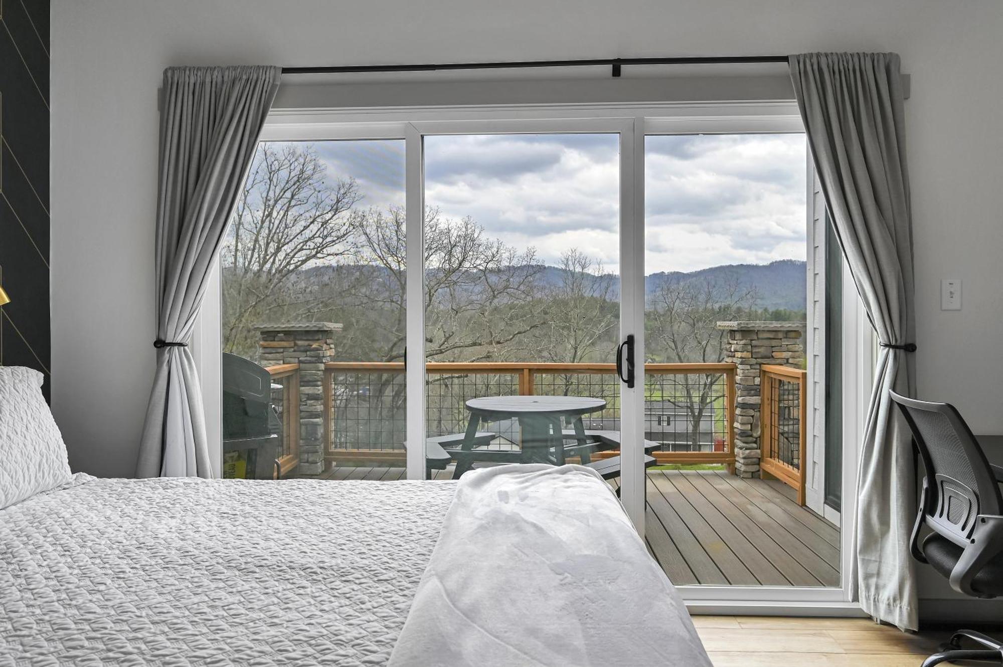 Вілла Mon Tresor, Modern Mountain Views With Deck Вівервілл Екстер'єр фото